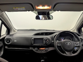 Used Toyota Yaris 2019 for sale - 78083724: Photo