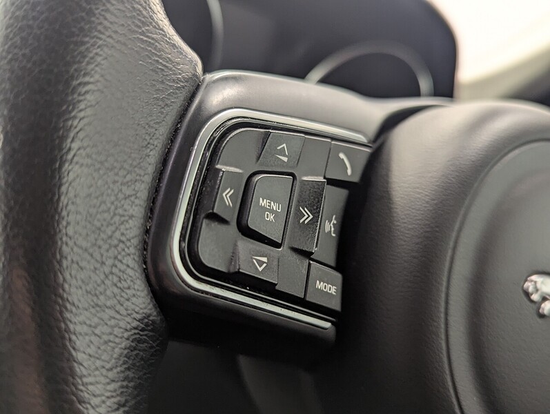 Used Jaguar E-Pace 2018 for sale - 77535549: Photo 21