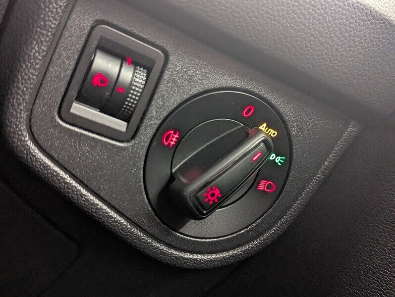 Used Volkswagen Polo 2019 for sale - 76470671: Photo 33