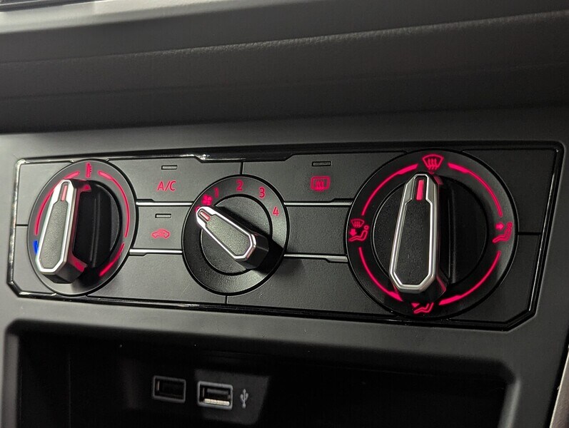 Used Volkswagen Polo 2019 for sale - 76470671: Photo 48