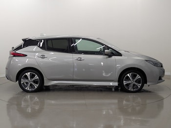 Used Nissan Leaf 2021 for sale - 76808334: Photo