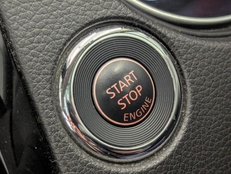 Used Nissan Qashqai 2017 for sale - 76958538: Photo 24