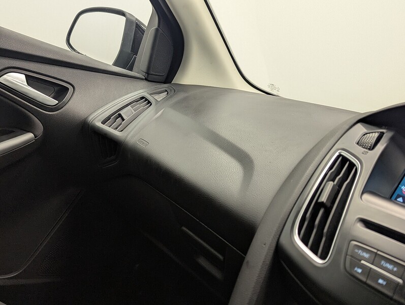 Used Ford Focus 2017 for sale - 76893029: Photo 40