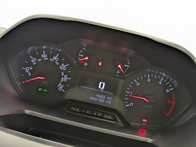 Used Peugeot Partner 2019 for sale - 76712101: Photo 31