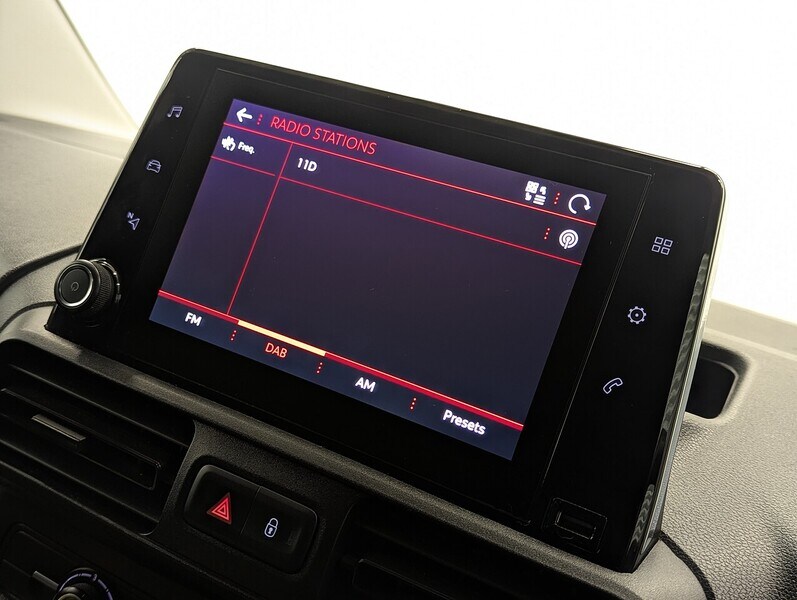 Used Peugeot Partner 2019 for sale - 76712101: Photo 39