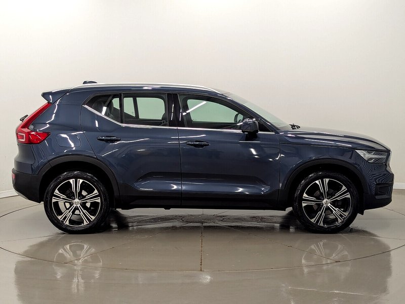 Used Volvo XC40 2021 for sale - 78078899: Photo 2