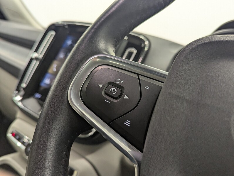 Used Volvo XC40 2021 for sale - 76768904: Photo 22