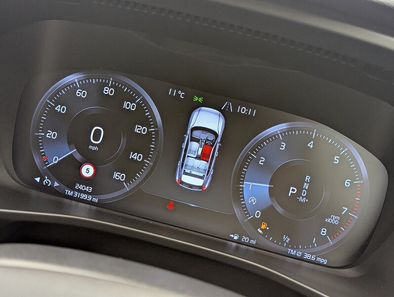 Used Volvo XC40 2021 for sale - 76768904: Photo 27