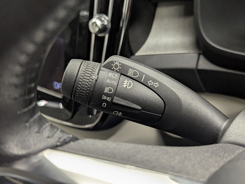 Used Volvo XC40 2021 for sale - 76768904: Photo 28