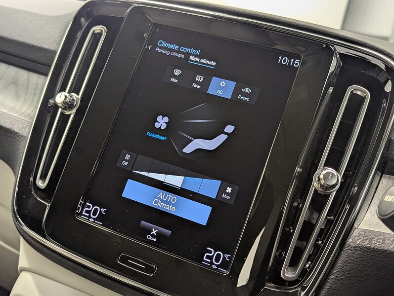 Used Volvo XC40 2021 for sale - 76768904: Photo 35