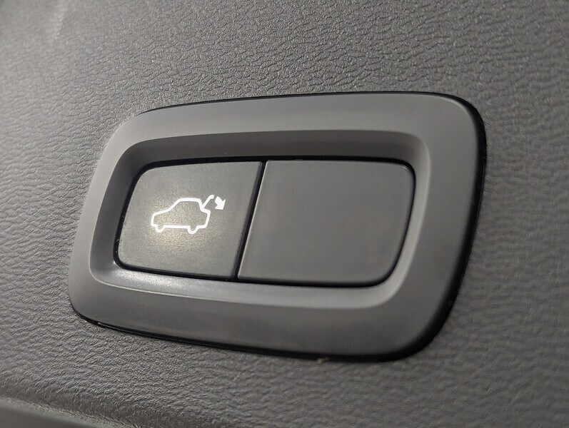 Used Volvo XC40 2021 for sale - 76768904: Photo 39