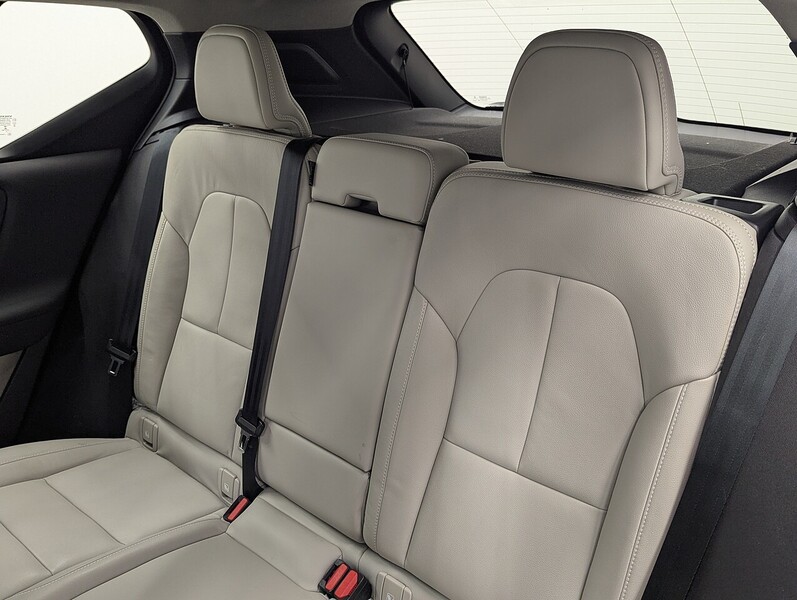 Used Volvo XC40 2021 for sale - 76768904: Photo 43