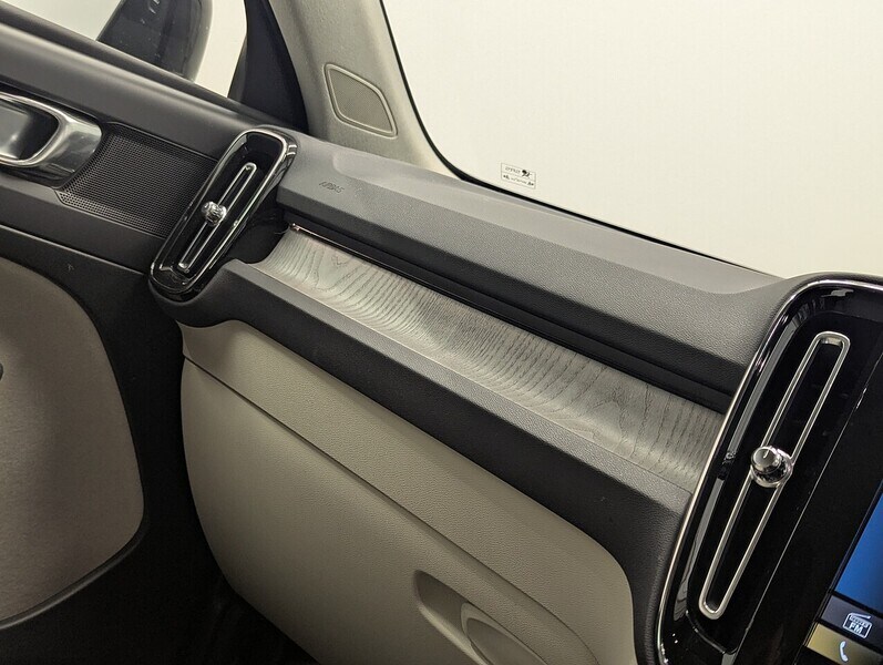 Used Volvo XC40 2021 for sale - 76768904: Photo 47