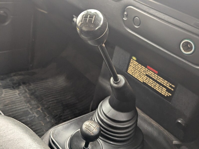 Used Land Rover Defender 110 1995 for sale - 76740825: Photo 24