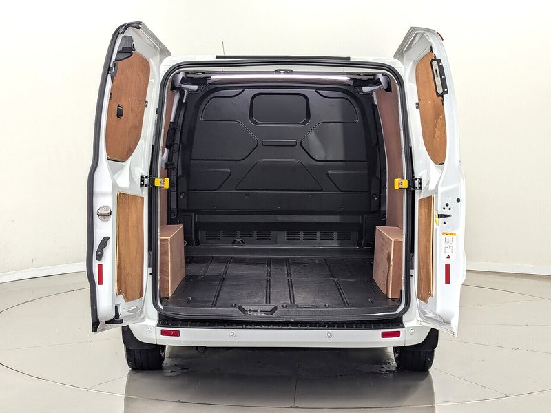 Used Ford Transit Custom 2022 for sale - 76547351: Photo 4