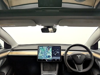 Used Tesla Model 3 2021 for sale - 76896545: Photo