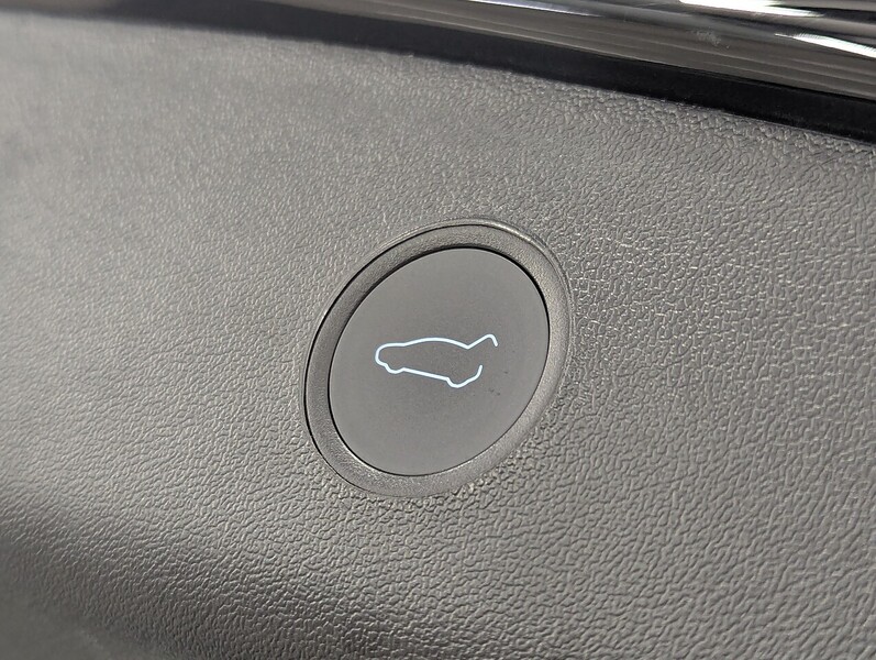 Used Tesla Model 3 2021 for sale - 76896545: Photo 45