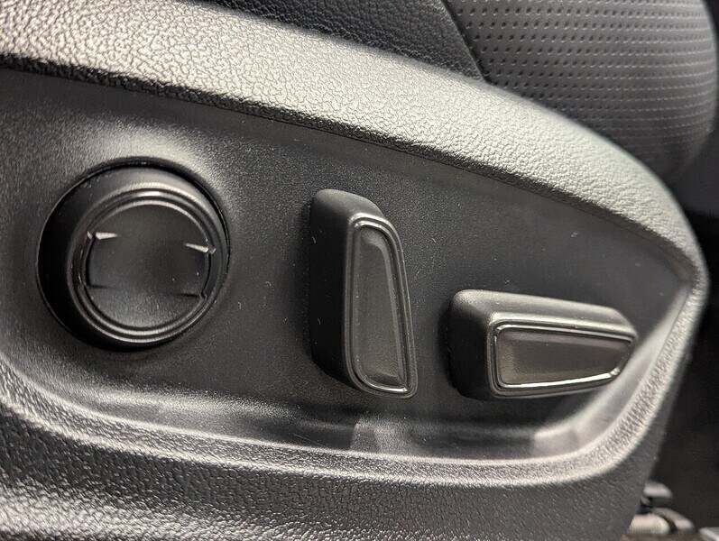 Used Toyota C-HR 2021 for sale - 76559514: Photo 52