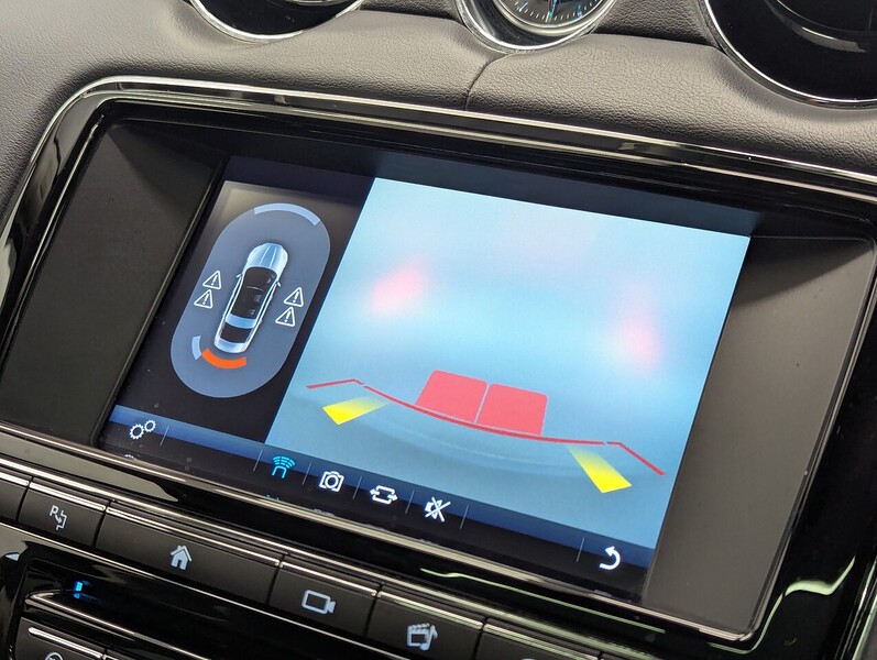 Used Jaguar XJ 2016 for sale - 77617857: Photo 36