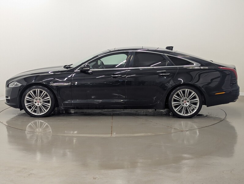 Used Jaguar XJ 2016 for sale - 77617857: Photo 8