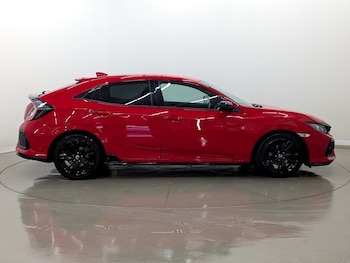 Used Honda Civic 2019 for sale - 76102088: Photo 2
