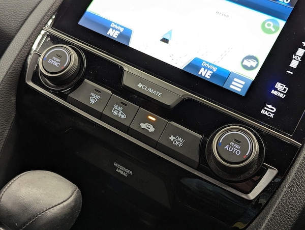 Used Honda Civic 2019 for sale - 76102088: Photo 35