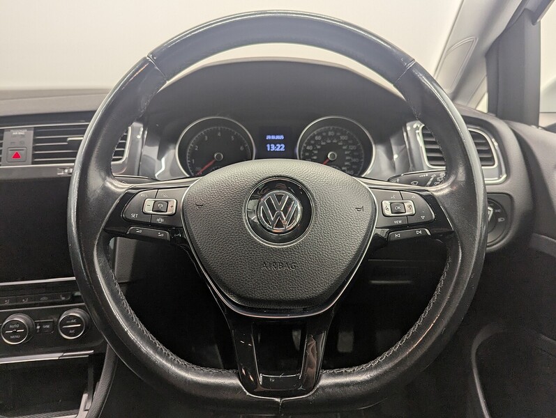 Used Volkswagen Golf 2020 for sale - 76403247: Photo 22