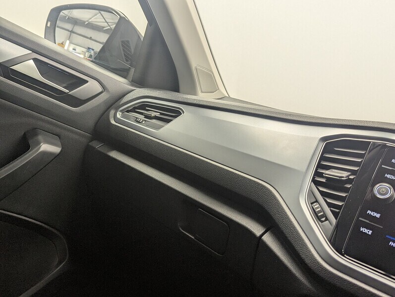 Used Volkswagen T-Roc 2021 for sale - 76341083: Photo 50