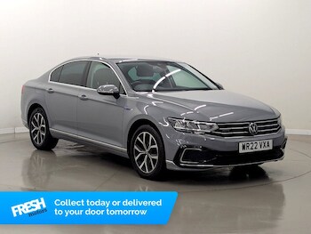 Used Volkswagen Passat 2022 for sale - 77003291: Photo