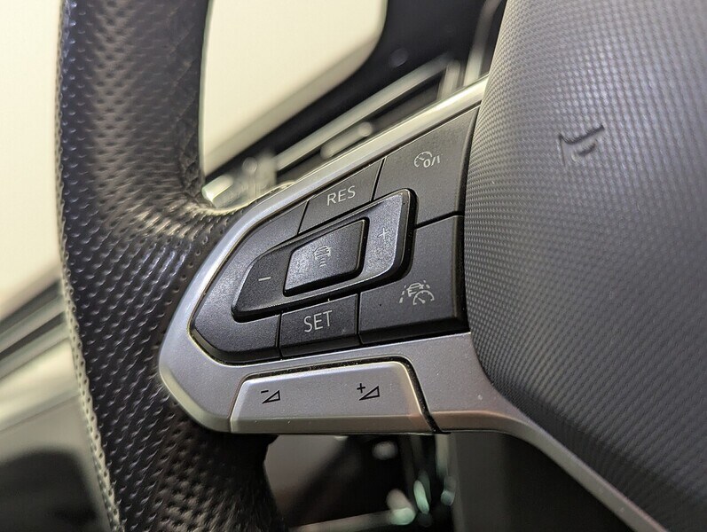 Used Volkswagen Passat for sale - 77003291: Photo 20