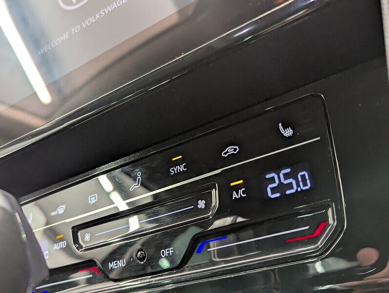 Used Volkswagen Passat for sale - 77003291: Photo 31