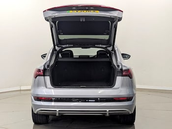 Used Audi e-tron 2021 for sale - 78716367: Photo