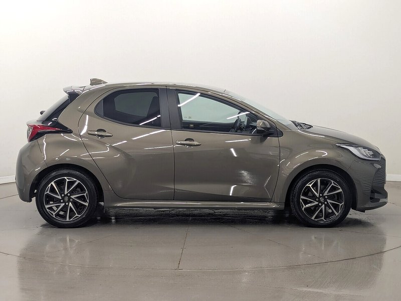 Used Toyota Yaris 2022 for sale - 76808332: Photo 2