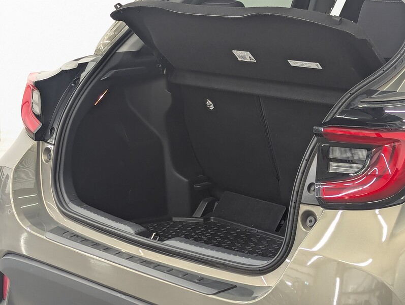 Used Toyota Yaris 2022 for sale - 76808332: Photo 21