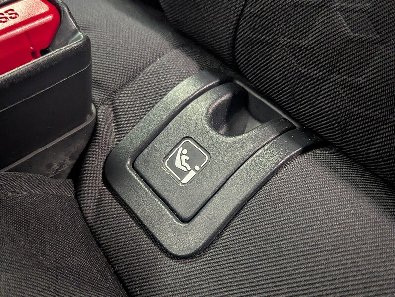 Used Toyota Yaris 2022 for sale - 76808332: Photo 36