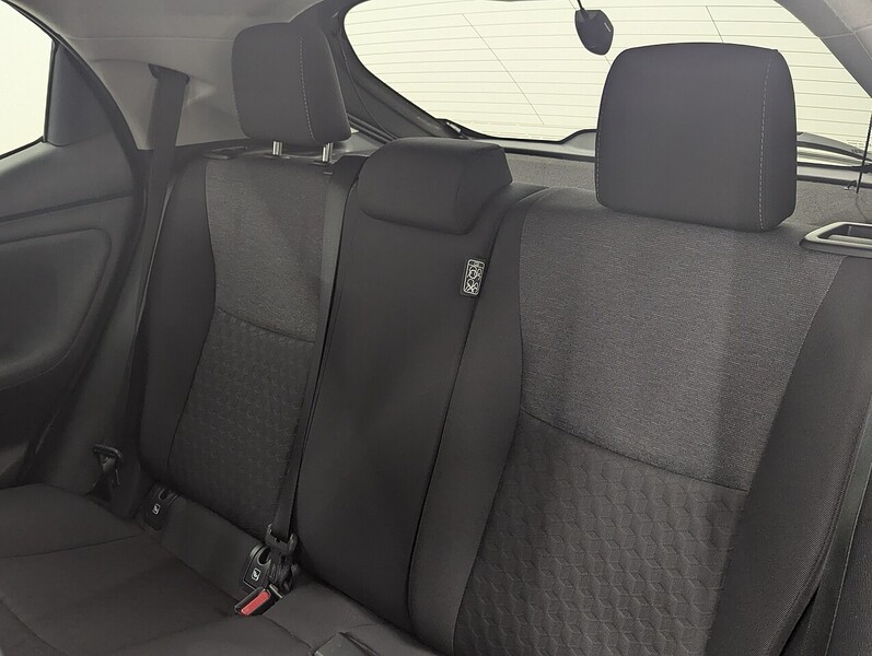 Used Toyota Yaris 2022 for sale - 76808332: Photo 45