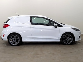 Used Ford Fiesta Van 2021 for sale - 75078321: Photo
