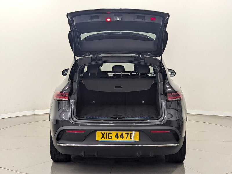 Used Mercedes-Benz EQC 2020 for sale - 76736440: Photo 4