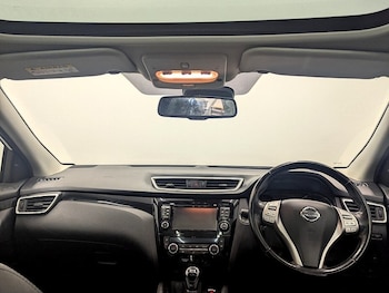 Used Nissan Qashqai 2015 for sale - 76924049: Photo