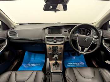 Used Volvo V40 Cross Country 2017 for sale - 75287697: Photo