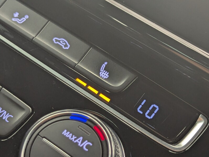 Used Volkswagen Golf 2019 for sale - 75932428: Photo 40