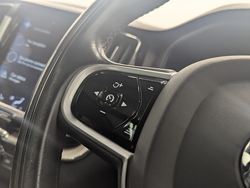 Used Volvo XC60 2019 for sale - 76392279: Photo 22