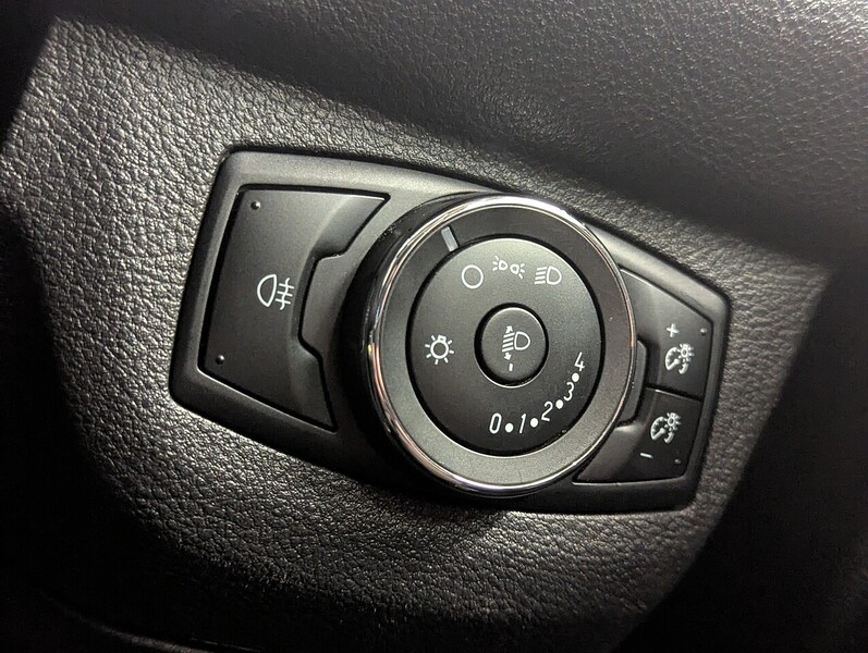 Used Ford Transit Courier 2020 for sale - 76859842: Photo 24