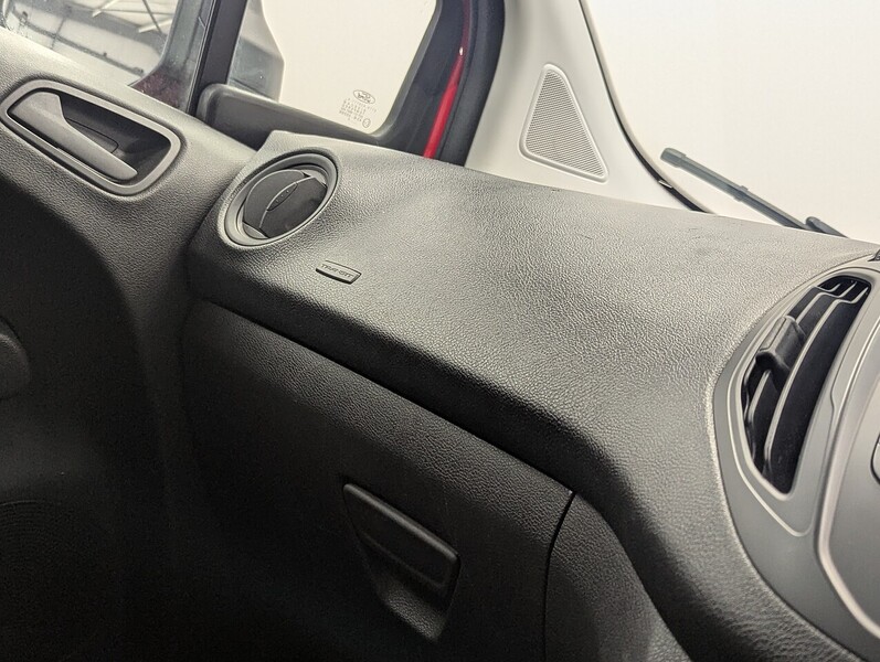 Used Ford Transit Courier 2020 for sale - 76859842: Photo 32