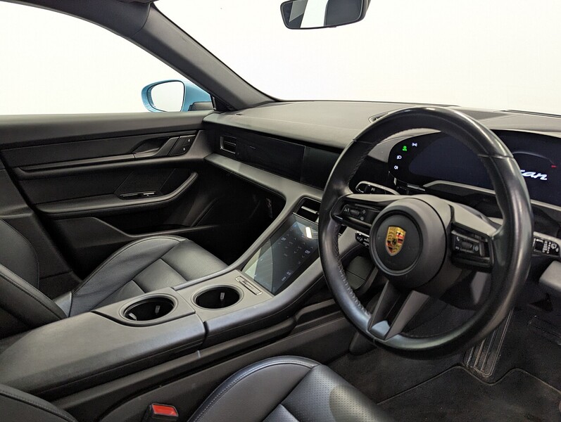 Used Porsche Taycan 2021 for sale - 78168009: Photo 21