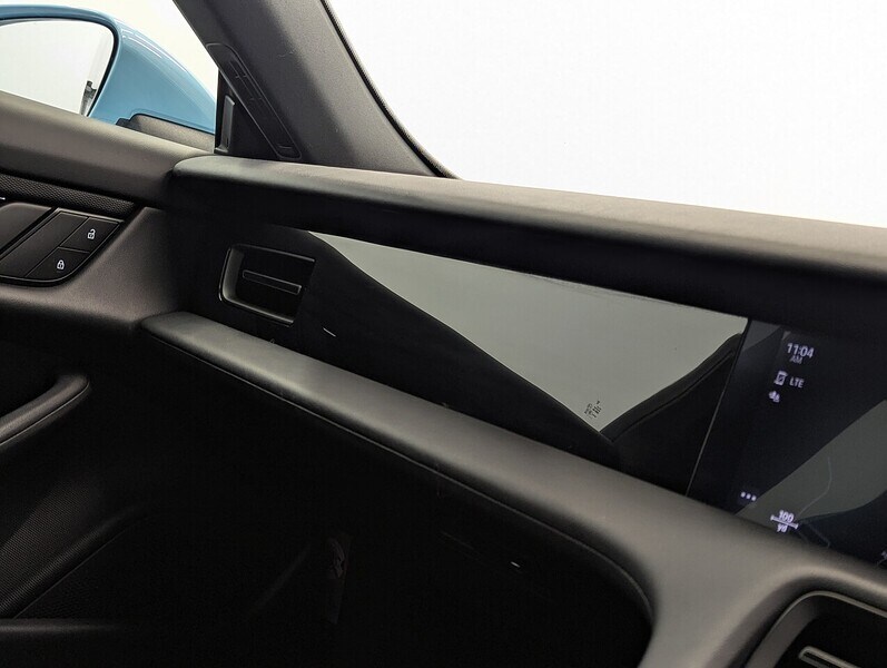 Used Porsche Taycan 2021 for sale - 78168009: Photo 46