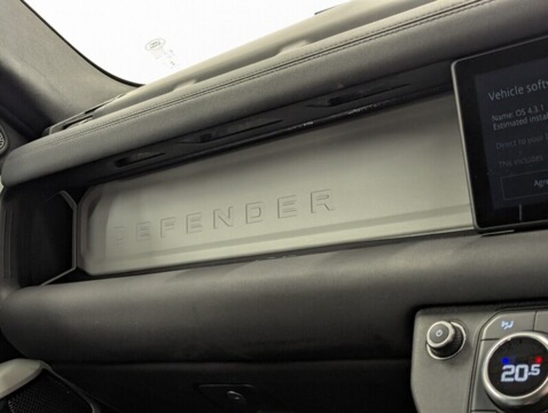 Used Land Rover Defender 110 2021 for sale - 77337587: Photo 20