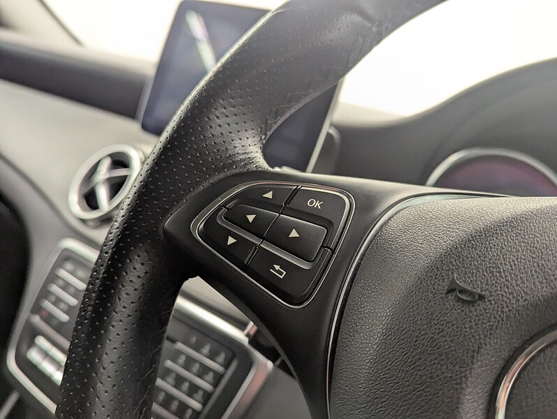 Used Mercedes-Benz GLA 2020 for sale - 76798845: Photo 24