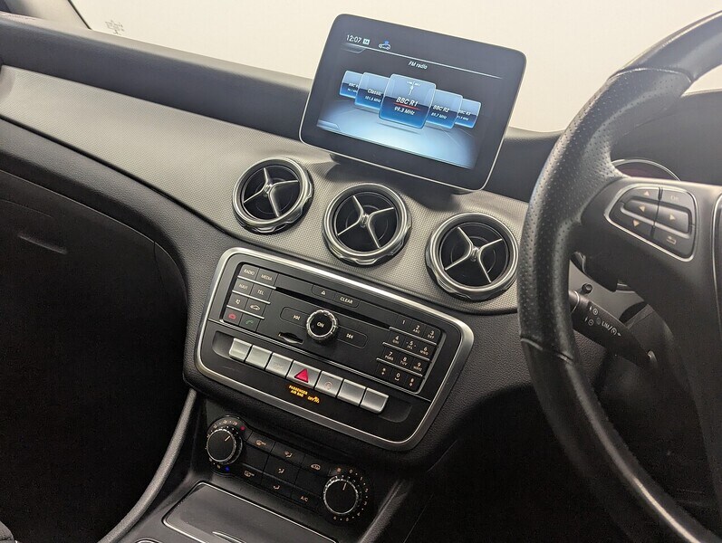 Used Mercedes-Benz GLA 2020 for sale - 76798845: Photo 34
