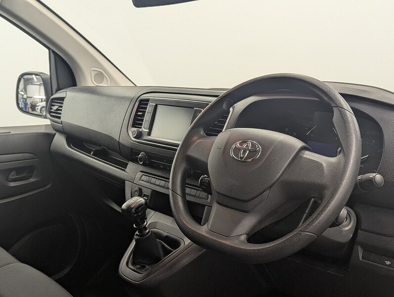 Used Toyota ProAce 2023 for sale - 76547355: Photo 3